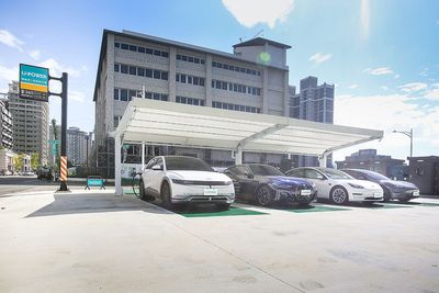 光輝十月 璀璨十站 - U-POWER 桃園經國站正式落腳桃園航空城 林口、臺中、高雄同步試營運實現十站超高速充電環島網絡